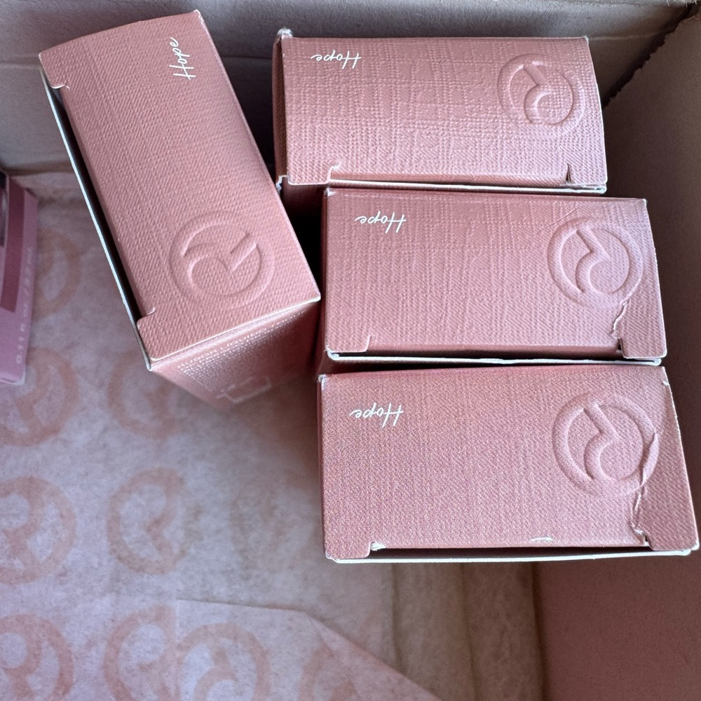 NWT Rare Beauty by Selena Gomez Mini Soft Pinch Hope x4 - nude mauve (dewy)